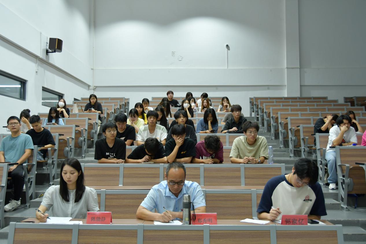 青马社第二届辩论赛初赛